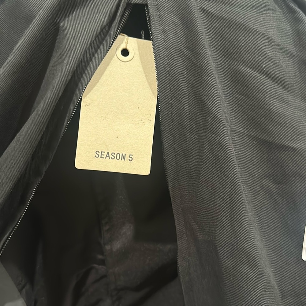 Yeezy season 5 construction parka